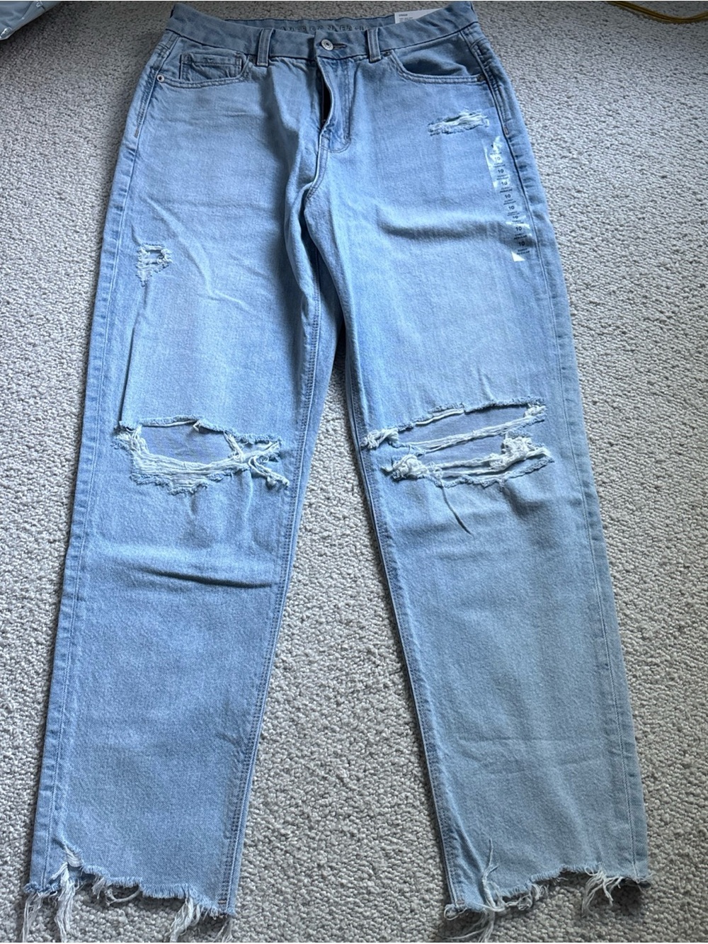 American Eagle Outfitters Light Blue Distressed High-Rise curvy mom Jeans